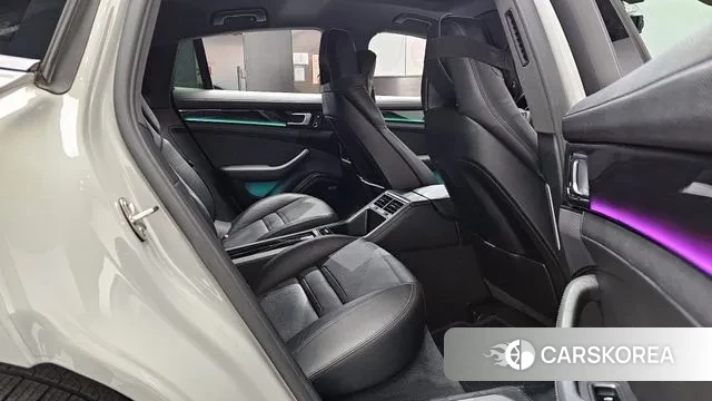 Porsche Panamera (971) 2018 Серебристо-серый из Кореи, фото 3