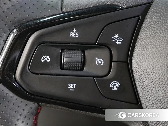 Chevrolet (GM Daewoo) Trax Crossover 2023 Белый из Кореи, фото 3