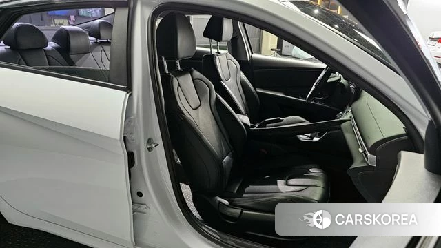 Hyundai Avante (CN7) 2022 Белый из Кореи, фото 3