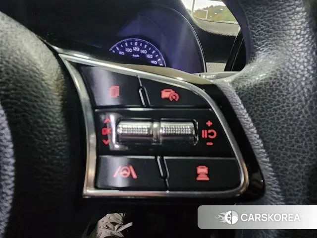 Kia The New K3 2nd generation 2021 Белый из Кореи, фото 3