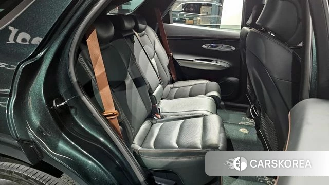 Genesis GV70 2021 Зеленый из Кореи, фото 3