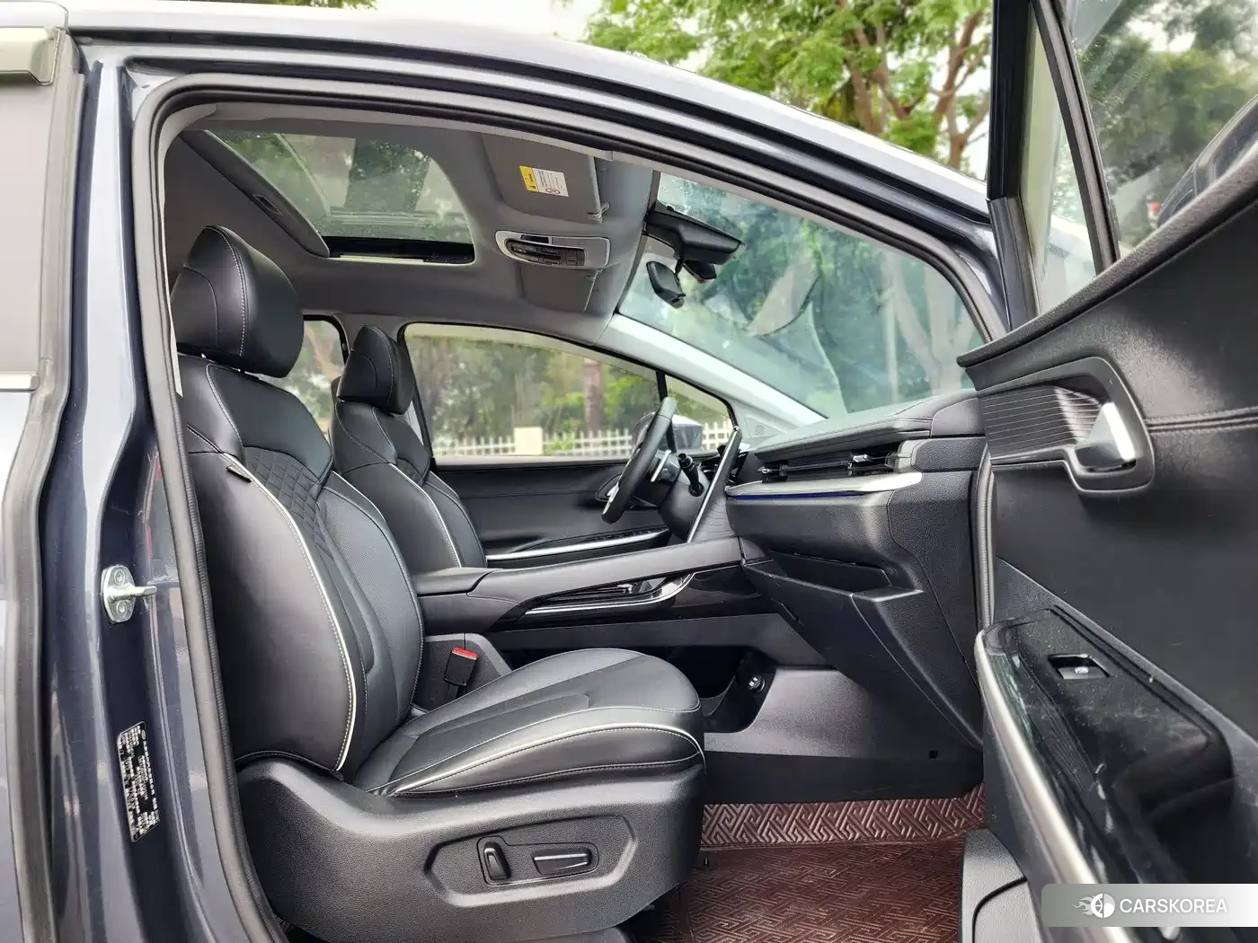 Hyundai Kustu 2023 Silver/gray из Китая, фото 3