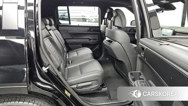 Hyundai Santa Fe (MX5) 2023 Черный из Кореи, фото 3