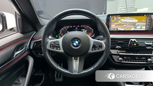 BMW 5 Series (G30) 2022 Белый из Кореи, фото 3