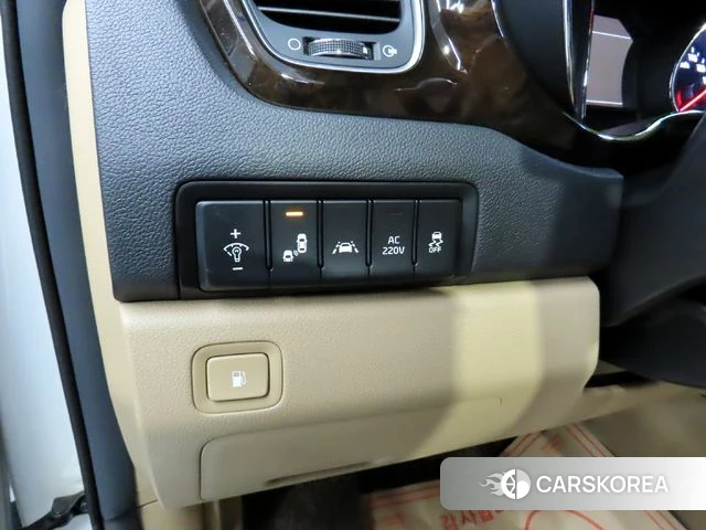 Kia The New Carnival 2019 Белый из Кореи, фото 3