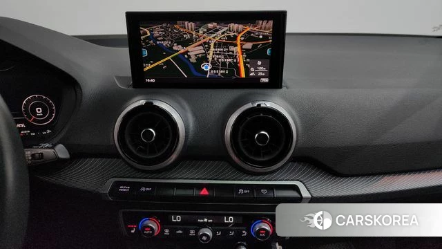 Audi Q2 2023 Зеленый из Кореи, фото 3