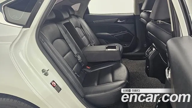 Kia K7 Premier 2019 Белый из Кореи, фото 3