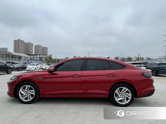 Volkswagen Lingdu 2023 Красный из Китая, фото 3
