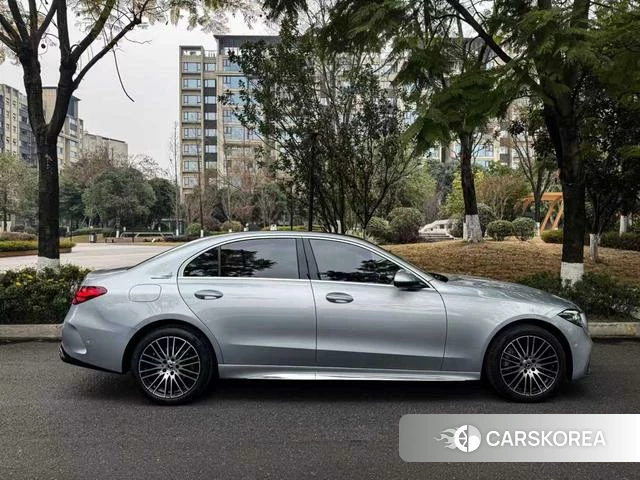 Mercedes-Benz Class C 2023 Серебристо-серый из Китая, фото 3