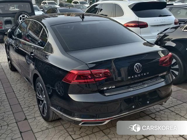 Volkswagen Magotan 2022 Черный из Китая, фото 3