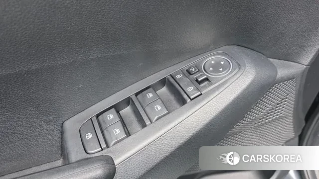 Kia Seltos 2021 Серый из Кореи, фото 3