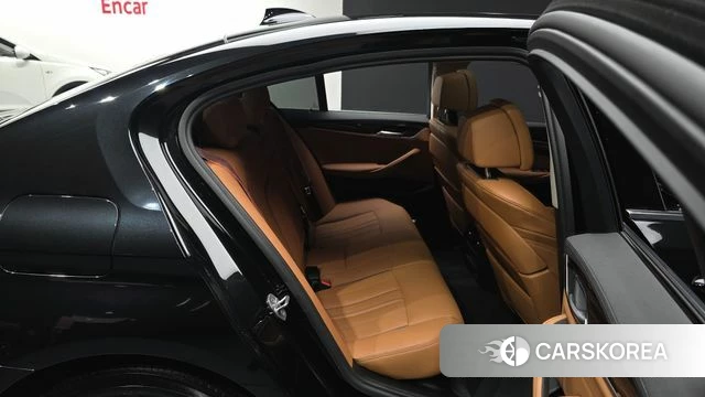 BMW 5 Series (G30) 2020 Черный из Кореи, фото 3