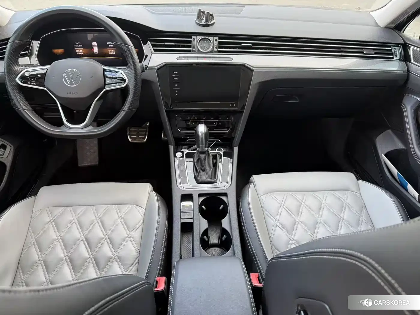 Volkswagen Magotan 2024 Черный из Китая, фото 3
