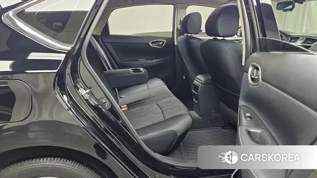 Nissan Centra 2018 Черный из Кореи, фото 3