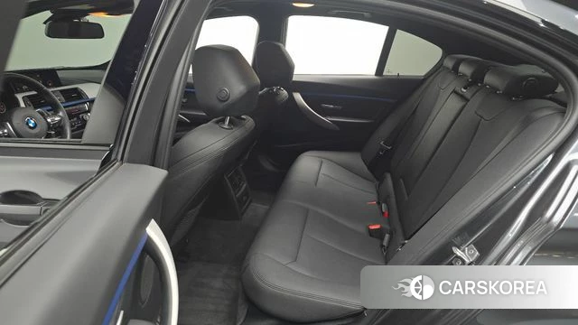 BMW 3 Series (F30) 2018 Серый из Кореи, фото 3