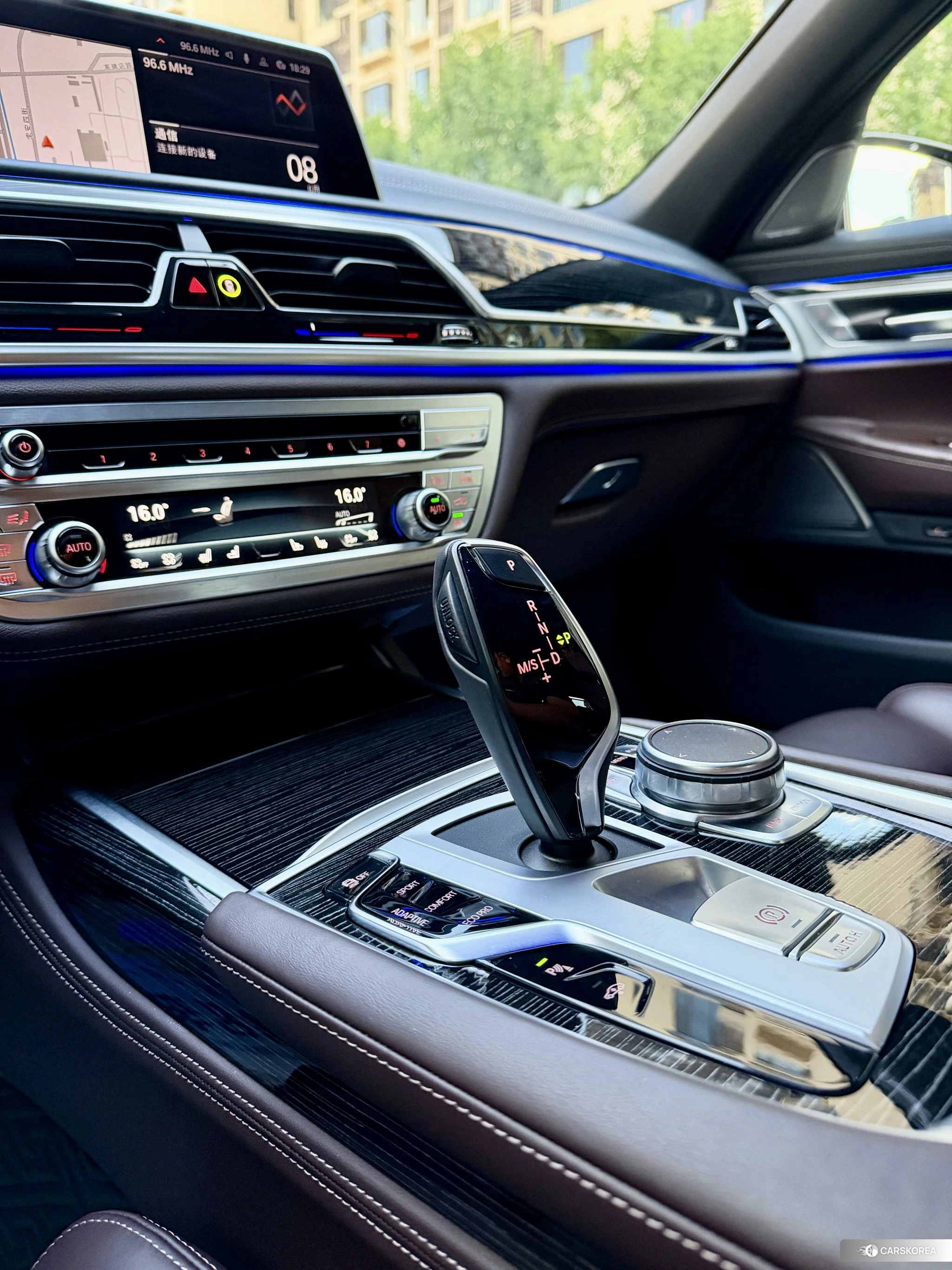 BMW 7 series 2021 Черный из Китая, фото 3