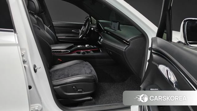 Genesis GV70 2021 Белый из Кореи, фото 3