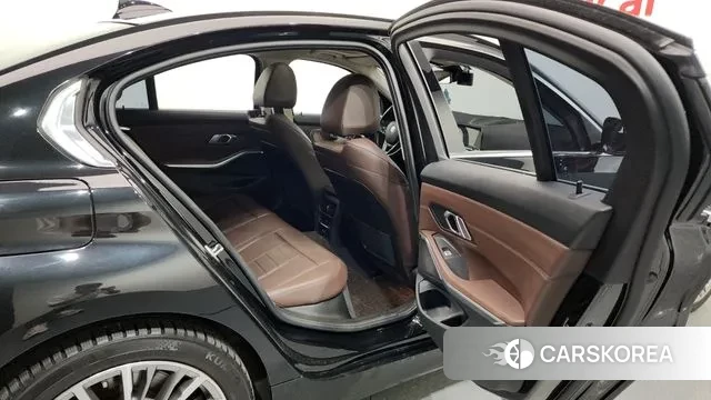 BMW 3 Series (G20) 2021 Черный из Кореи, фото 3