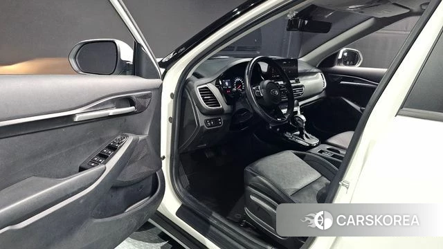 Kia Seltos 2021 Белый из Кореи, фото 3