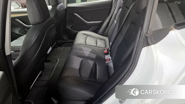 Tesla Model 3 2021 Белый из Кореи, фото 3