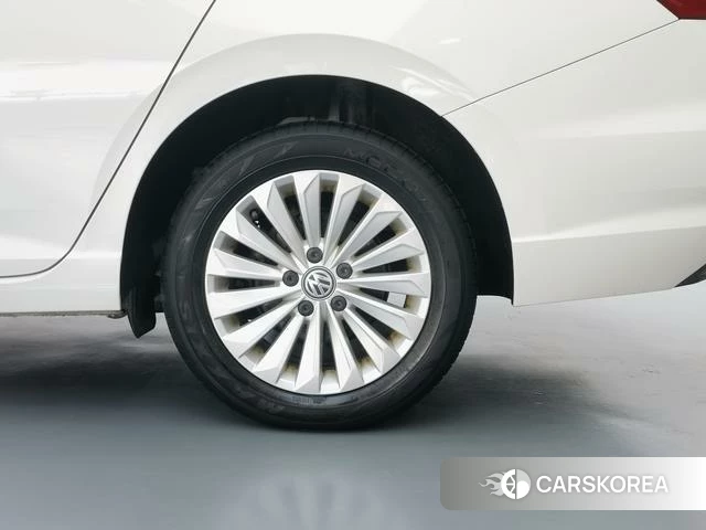 Volkswagen Lavida 2020 Белый из Китая, фото 3