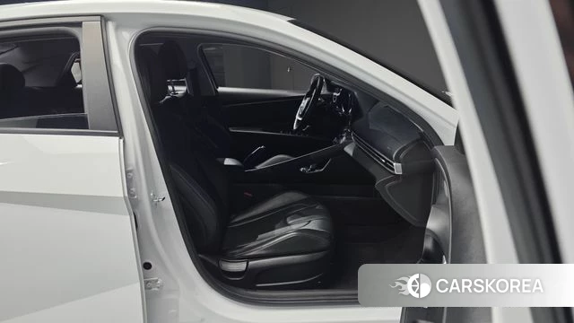 Hyundai Avante (CN7) 2021 Белый из Кореи, фото 3