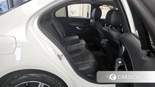 Mercedes-Benz C-Class W205 2019 Белый из Кореи, фото 3