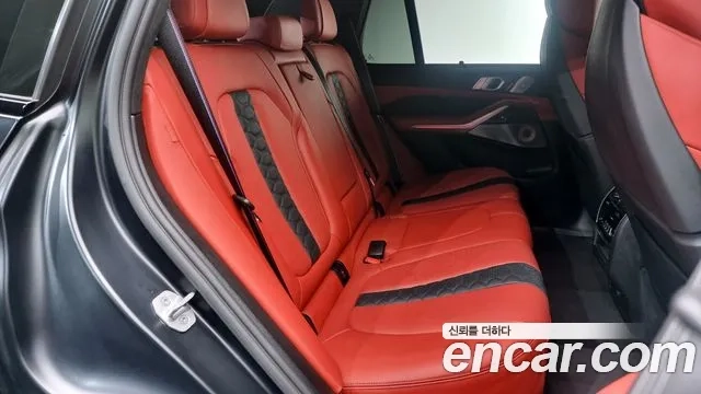 BMW X5M (G05) 2021 Черный из Кореи, фото 3