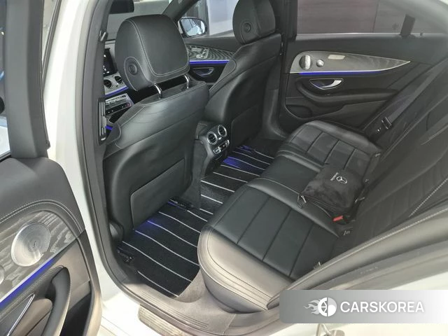 Mercedes-Benz E-Class W213 2021 Белый из Кореи, фото 3