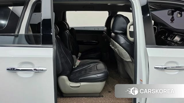 Kia The New Carnival 2019 Белый из Кореи, фото 3