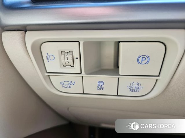 Hyundai Grandeur Hybrid (GN7) 2023 Серый из Кореи, фото 3