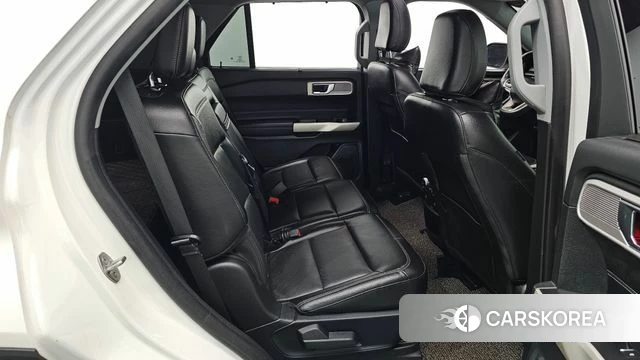 Ford Explorer 6th Generation 2021 Белый из Кореи, фото 3
