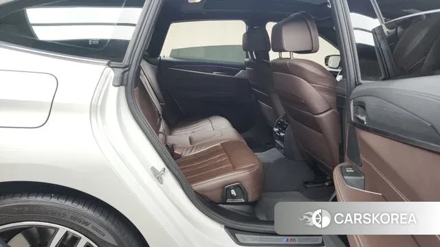 BMW 6 Series GT (G32) 2022 Белый из Кореи, фото 3