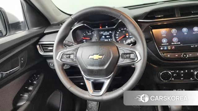 Chevrolet (GM Daewoo) Trailblazer 2022 Серебряный из Кореи, фото 3