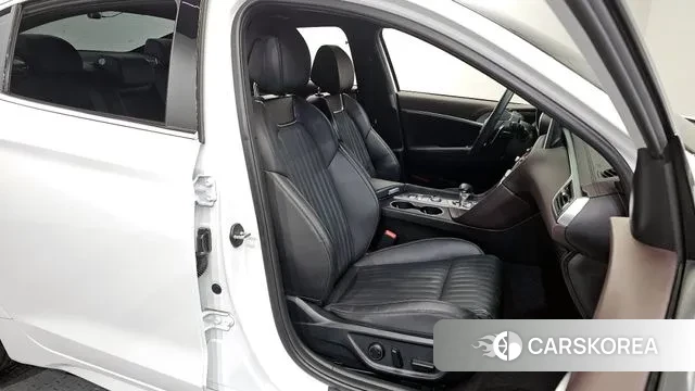 Genesis G70 2019 Белый из Кореи, фото 3