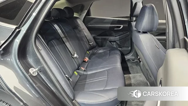 Hyundai Sonata D Edge Hybrid (DN8) 2024 Серый из Кореи, фото 3