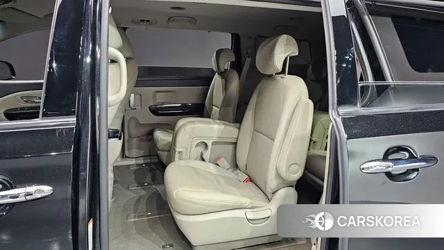 Kia The New Carnival 2018 Черный из Кореи, фото 3