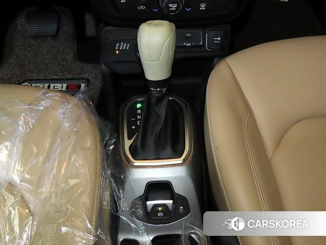 Jeep Renegade 2018 Белый из Кореи, фото 3