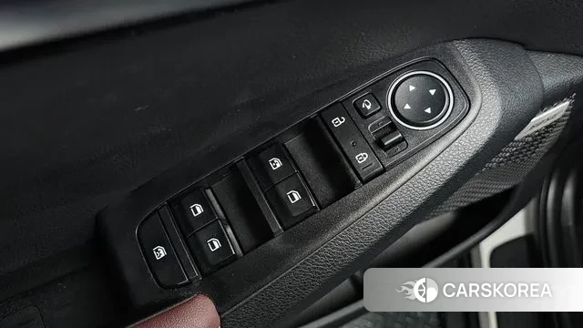 Kia Seltos 2022 Белый из Кореи, фото 3