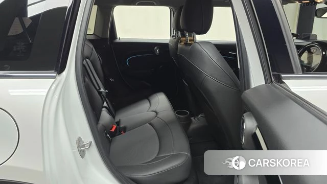 Mini Cooper 2023 Белый из Кореи, фото 3