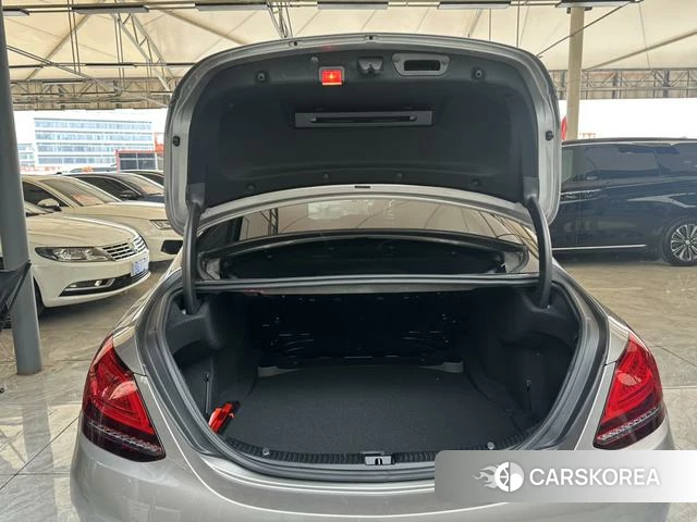 Mercedes-Benz Class C 2019 Серебристо-серый из Китая, фото 3