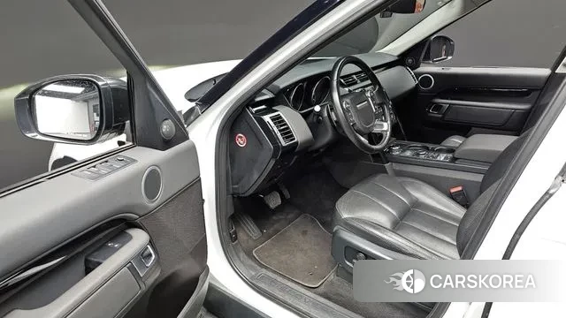 Land Rover Discovery 5 2018 Белый из Кореи, фото 3