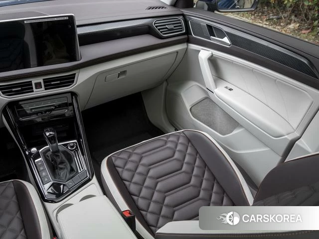 Volkswagen Tanyue 2024 Синий из Китая, фото 3