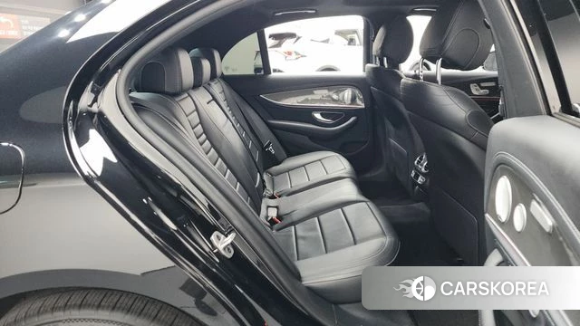 Mercedes-Benz E-Class W213 2020 Черный из Кореи, фото 3