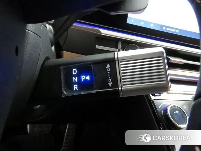 Hyundai Santa Fe (MX5) 2024 Белый из Кореи, фото 3