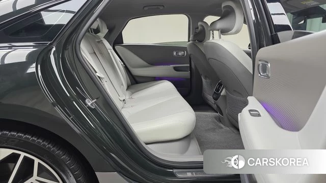 Hyundai Ionic 6 2023 Темно-зеленый из Кореи, фото 3