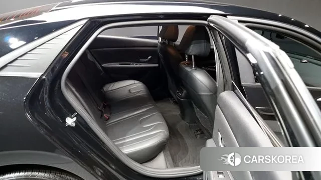 Hyundai Avante (CN7) 2022 Черный из Кореи, фото 3