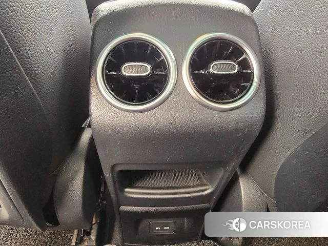 Mercedes-Benz GLA - Class H247 2020 Белый из Кореи, фото 3