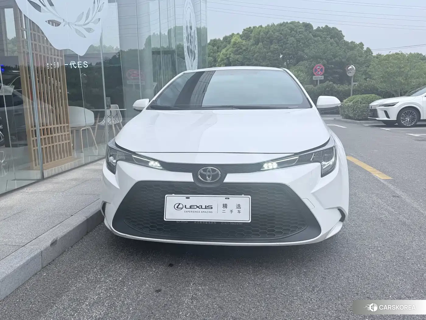 Toyota Levin 2022 Белый из Китая, фото 3