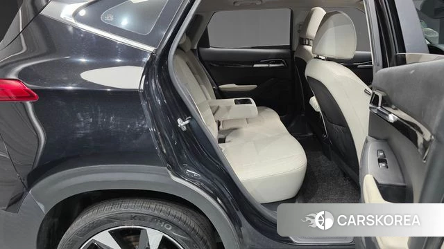 Kia Seltos 2022 Черный из Кореи, фото 3
